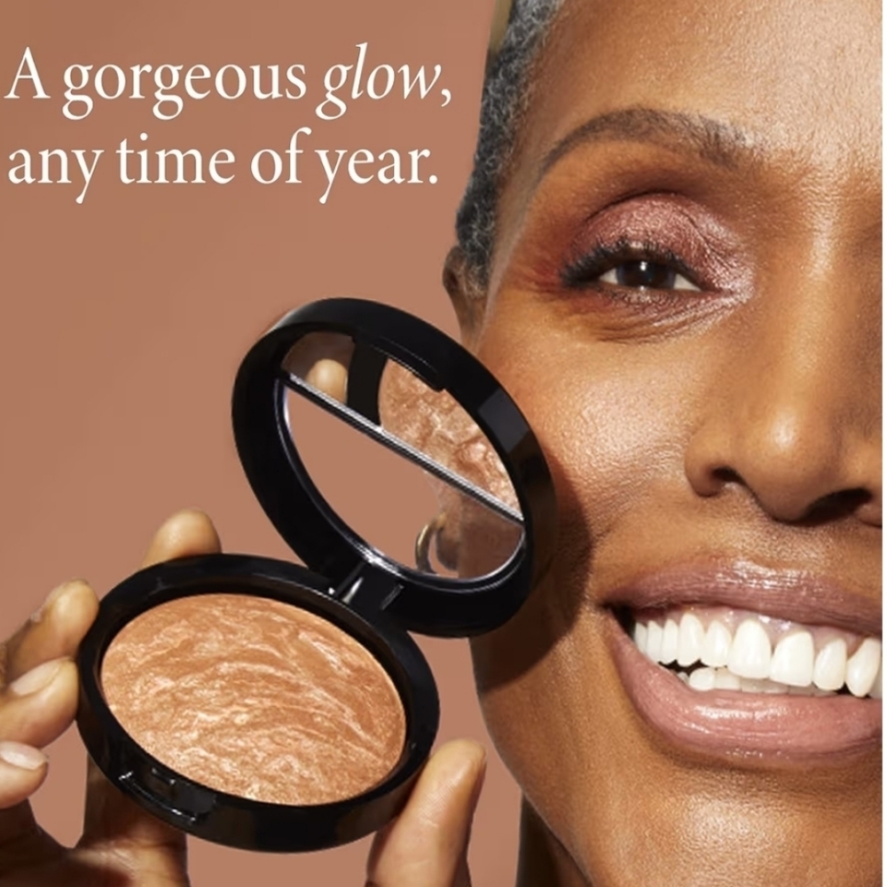 Laura Geller Baked Bronze-N-Brighten Multi-purpose Bronzer: Medium, .32oz, NIB - Picture 4 of 12